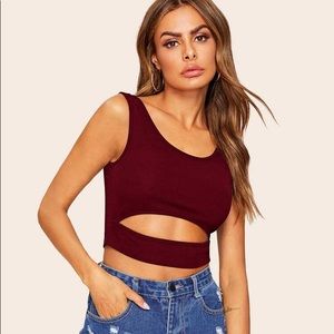 Cropped Tank in red with cut out